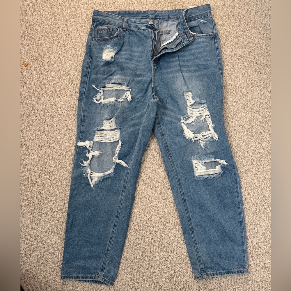 SHEIN Blue Denim Jeans with Contrast Stitching